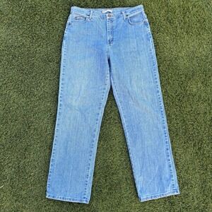 Lee Women's 34x31 Relaxed At The Waist Straight Leg Light Wash Denim Jeans